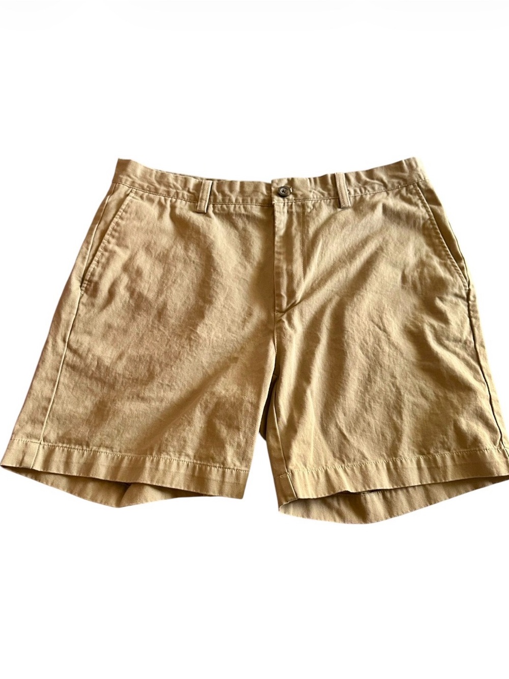 Tan khaki chino shorts Amazon Essentials men’s size 36